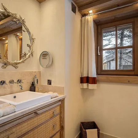 De Luxe Avec Piscine Privee Et Espace Bien-etre A 1850 - Fr-1-564-141
